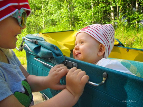 laughing-children