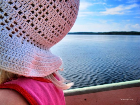 girl-on-rowing-boat-1