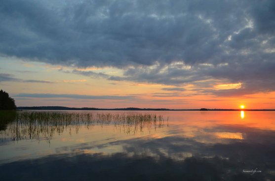 watching-finnish-summer-sunset-3