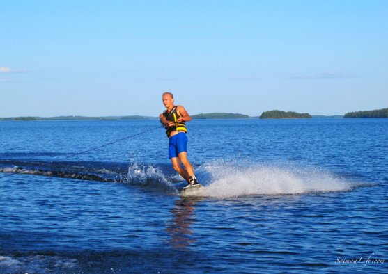 on-puruvesi-lake-with-friends-2