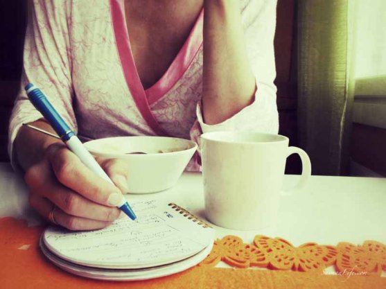 woman-having-breakfast-1