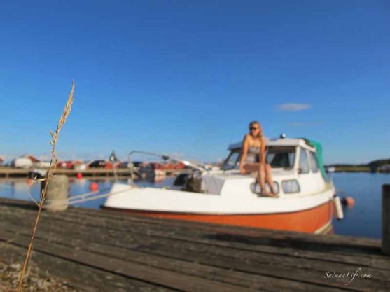 woman-sunbathing-on-boat-3