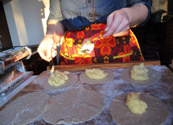 how-to-do-finnish-karelian-pies-8