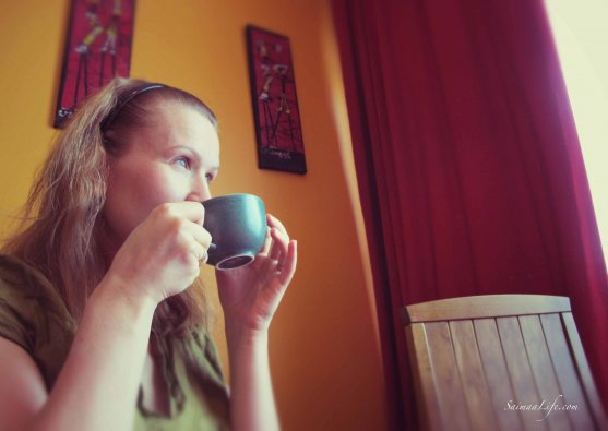 woman-drinking-coffee