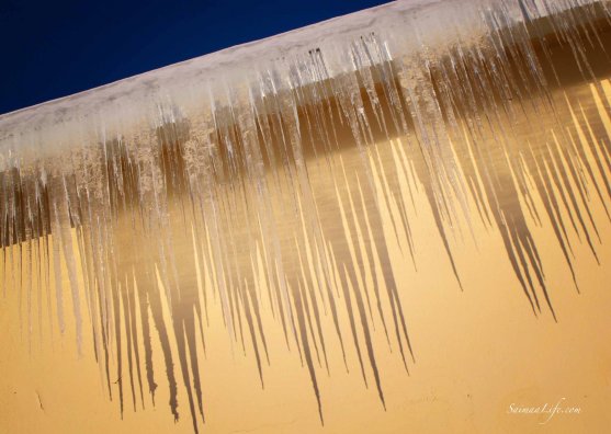 winter-finland-icicles