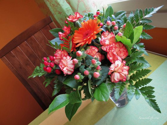 flowers-kitchen-table