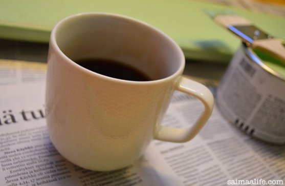 morning-coffee-from-finnish-iittala-sarjaton-letti-mug