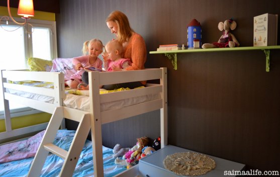 mother-and-children-and-new-children-room-hnadmade-book-shelves