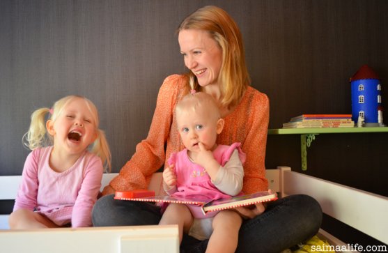 mother-and-daughters-laughing