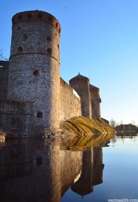 olavinlinna-castle-savonlinna-finland-lake-nature