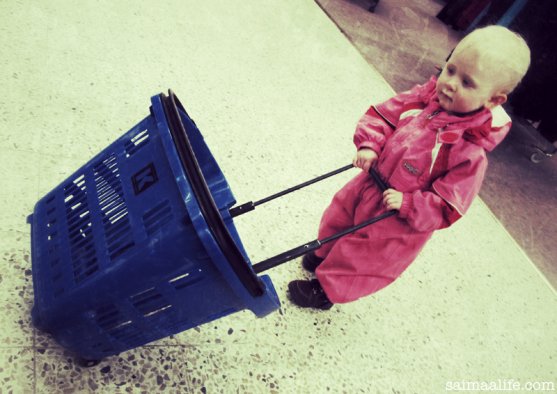 small-child-learning-to-be-in-grocery-store