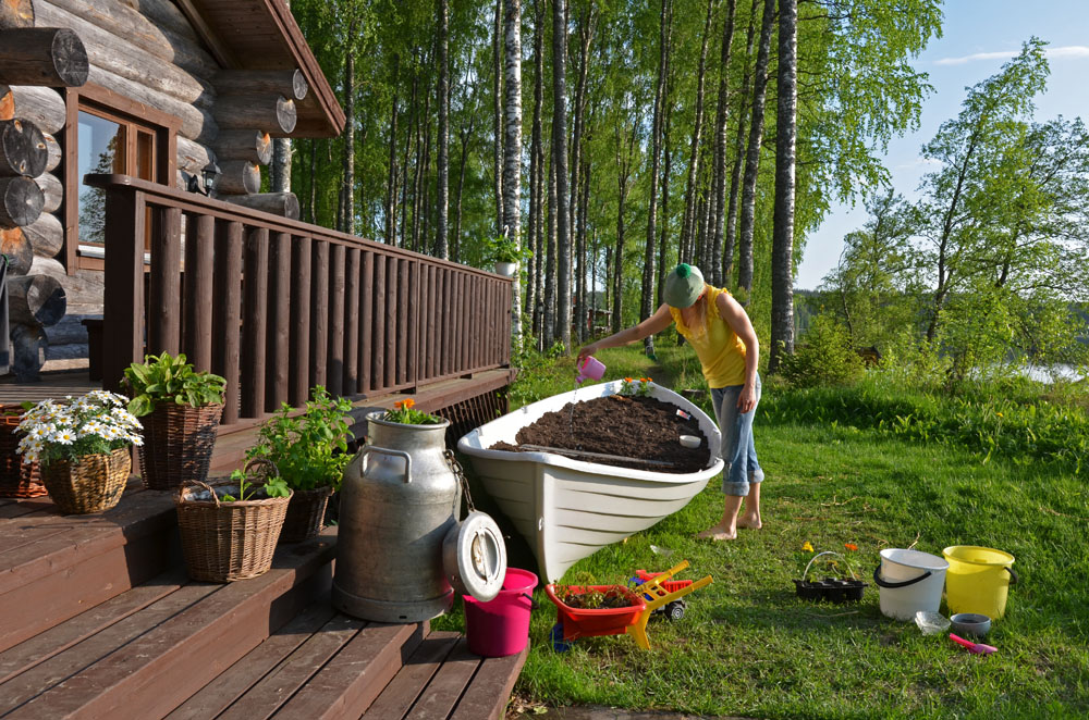 saimaalife-vegetable-garden-in-a-boat