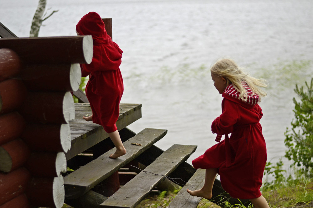 children-going-for-morning-swim