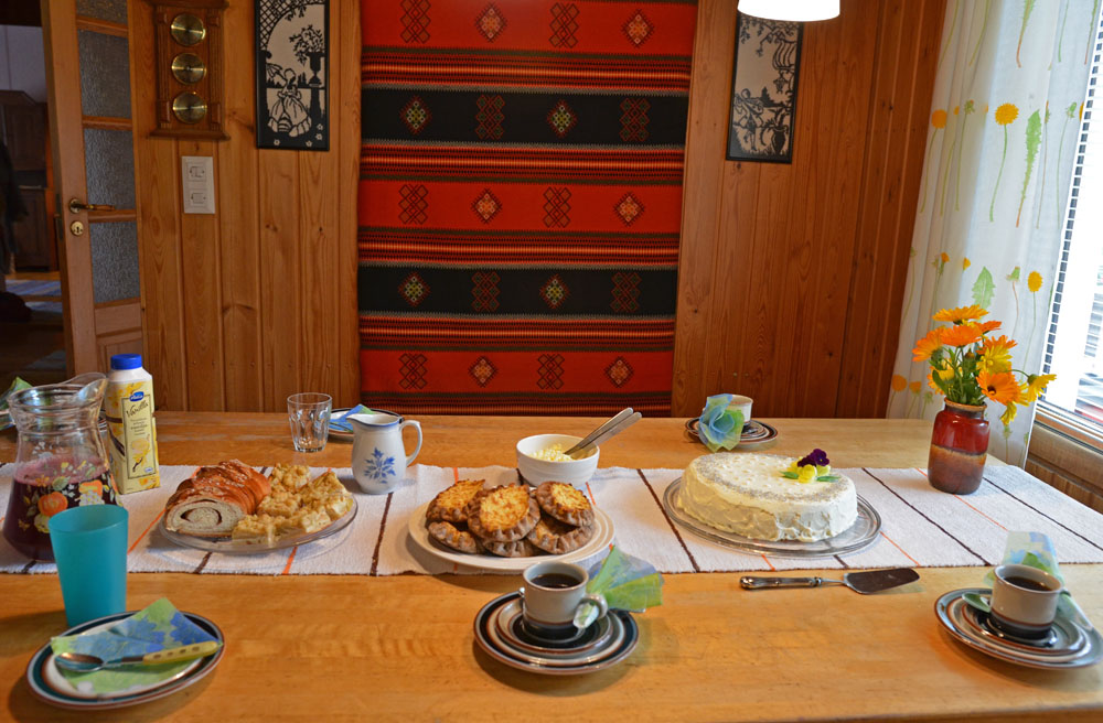 finnish-coffee-table-saimaalife