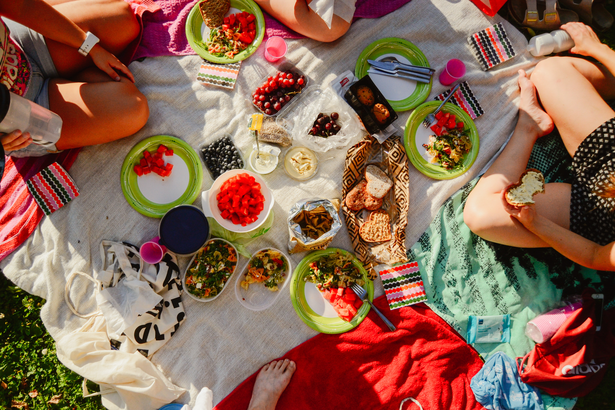 Finnish summer ways to connect with nature and yourself by having outdoor picnic with your friends